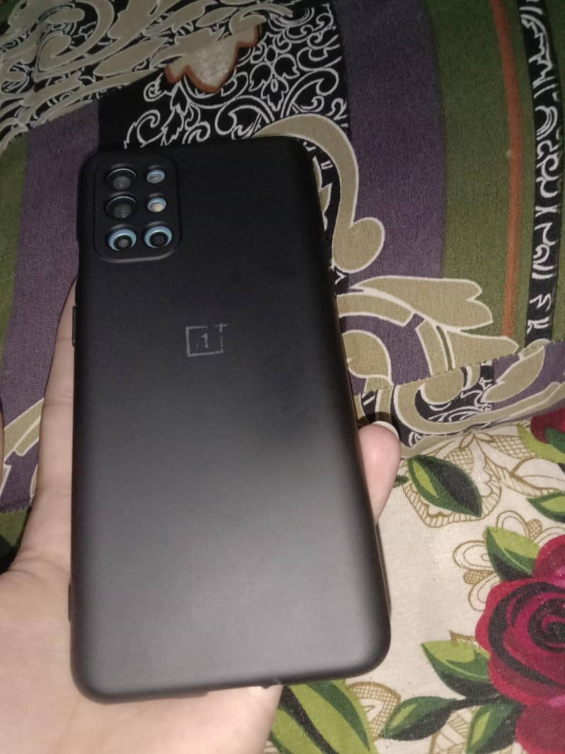 oneplus 9r 1