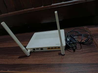 Huawei G8546M fibre wifi router - brand new