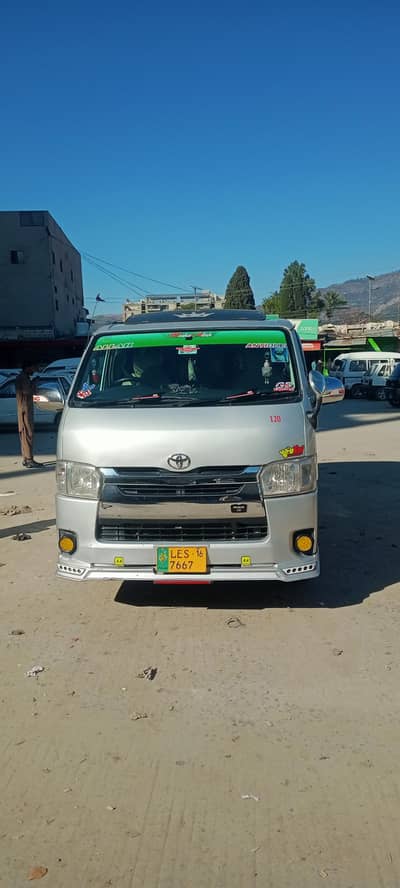 Toyota hiace Model 11-16