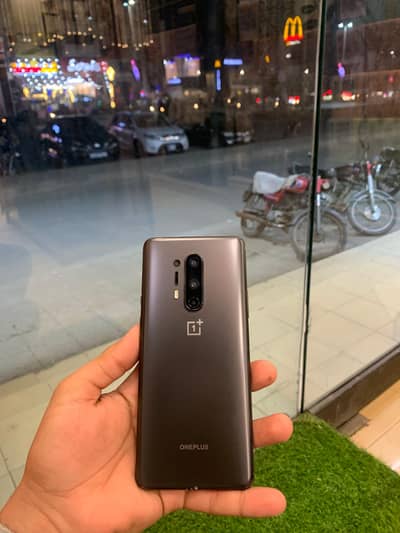 iphone XR and oneplus 8pro  Whatsapp number 03021697965