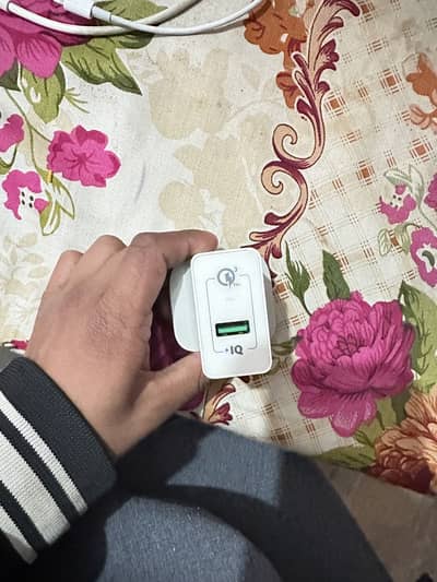 Chargers for iphone and android