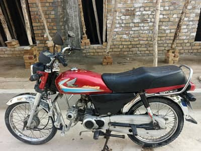 Honda CD70 for sale