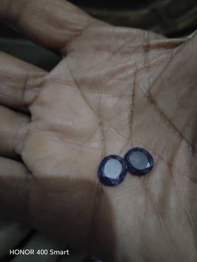 blue Sapphire 3+3=6 carat