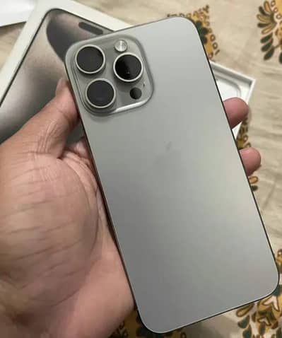 Apple iPhone 15 Pro Max with box