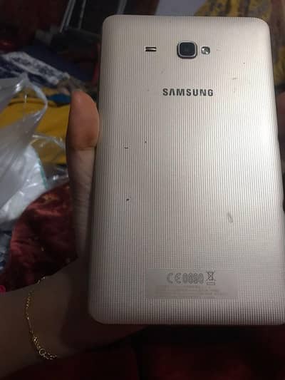 samsung tab J with box exchange is also available