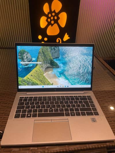 HP New logo 10 Generation