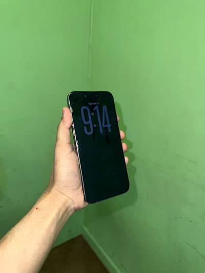 iPhone 15 pro max factory unlock