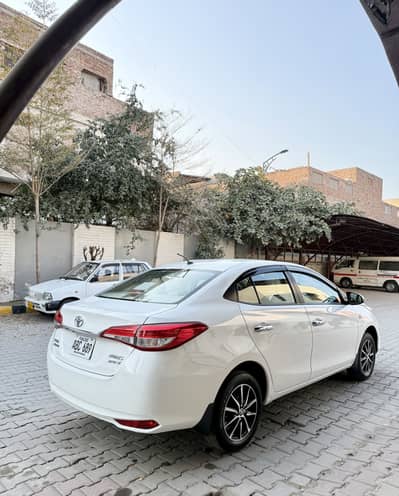 Toyota Yaris (1.5 top of line variant)