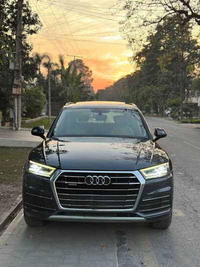 Audi Q5 2.0TFSI Quattro AWD 2018