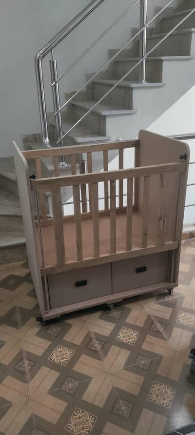 Baby crib wooden cot