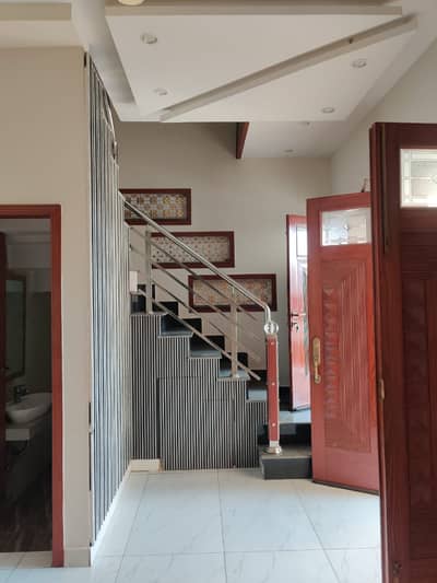 5 MARLA FULL HOUSE FOR RENT