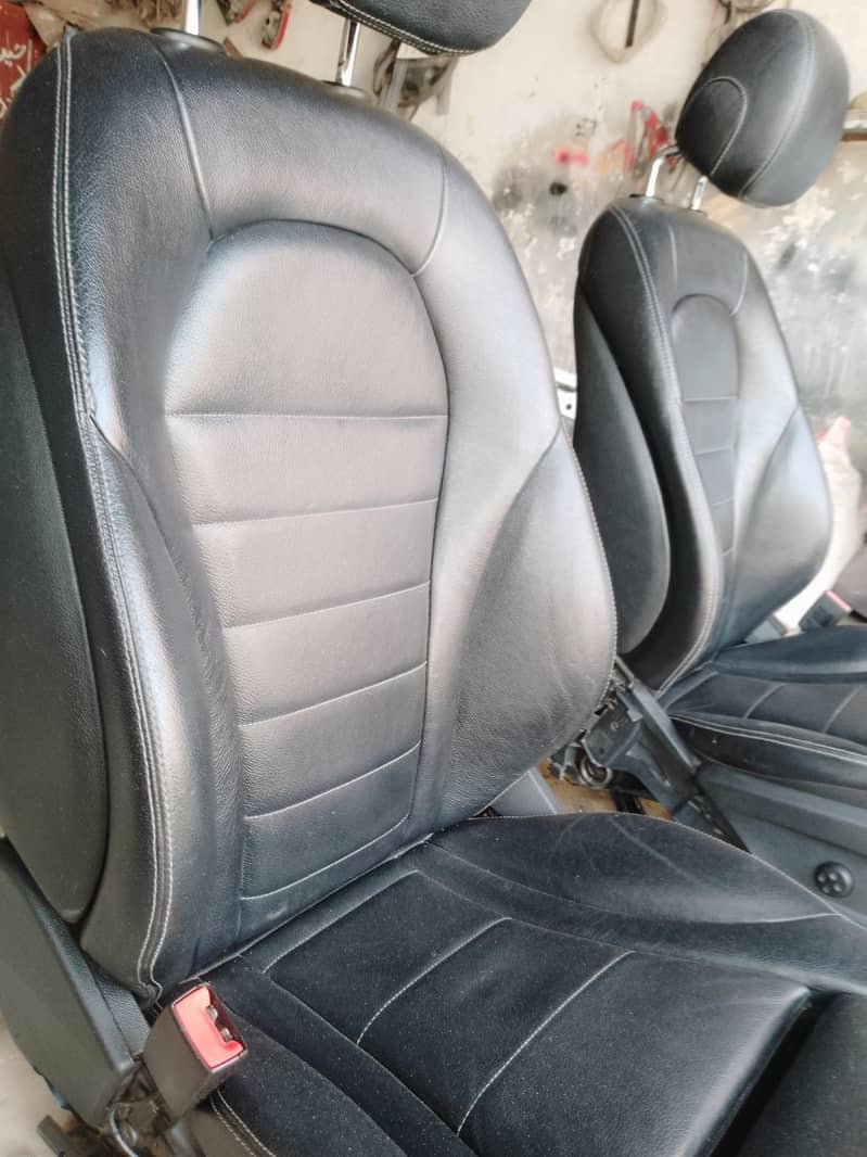 important Electrionic leather seats 1