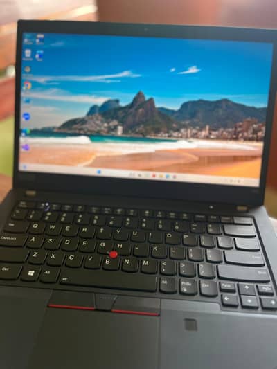 Lenovo Thinkpad Ryzen 5pro 3500U RAM 16GB, Touch Screen