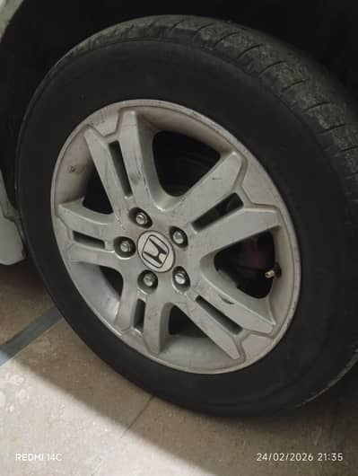 Honda Rims 16 Inch 5 nut with tyres