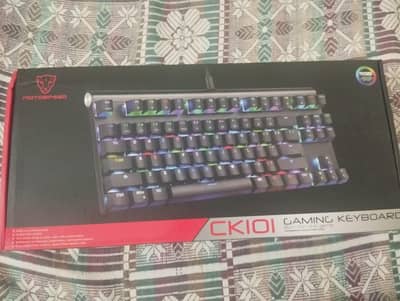 Motospeed CK101 mechanical keyboard for both gaming and office work