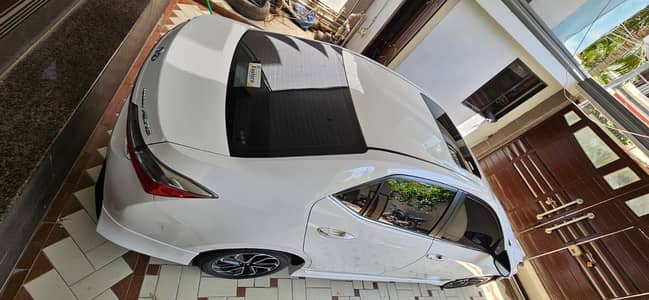 Toyota Grande 1.8 X 2024 black interior