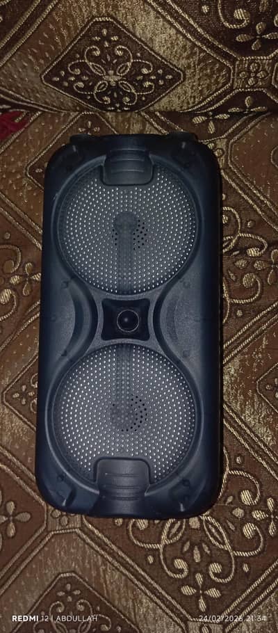 big size Bluetooth speaker