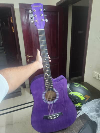 semi acoustic guitar