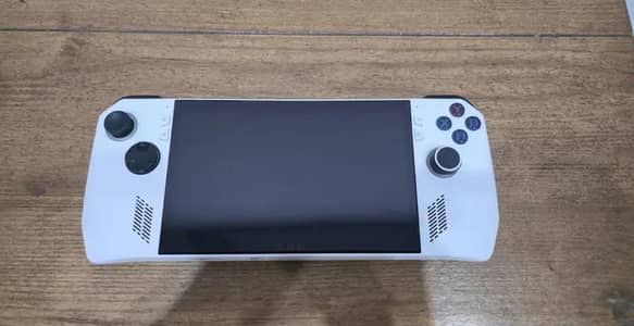 Asus rog ally z1 extreme 10/10 everything is in mint condition