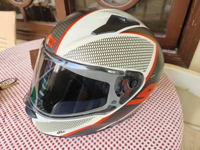 Studs helmet excellent condition