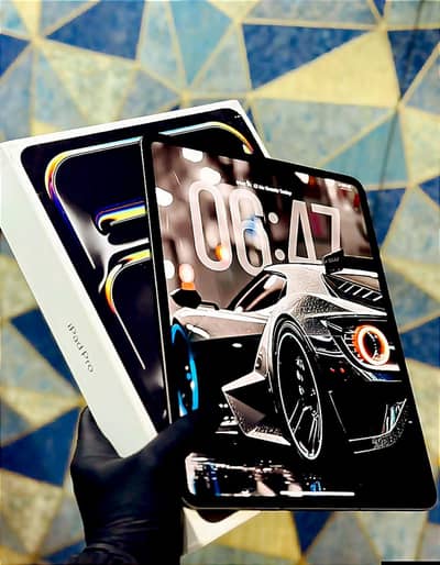 IPAD PRO M5 (WIFI+CELLULAR) WITH BOX&ACCESSORIES