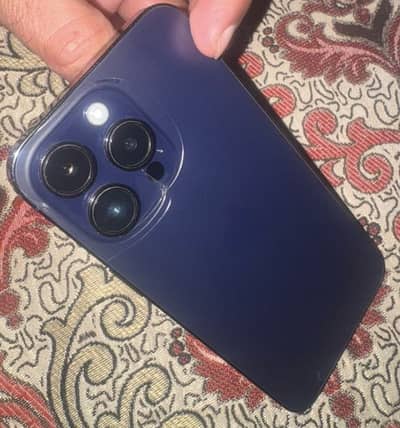 Iphone 14 pro max 256 gb back small crack 81 health