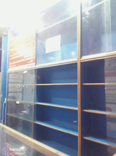 counter and racks with Glass 03224734315