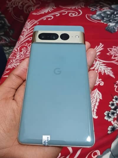 Google Pixel 7 Pro read ad