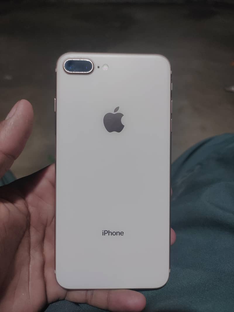 IPHONE 8 PLUS 1