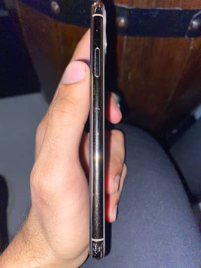 IPhone 11 Pro Max pta approved