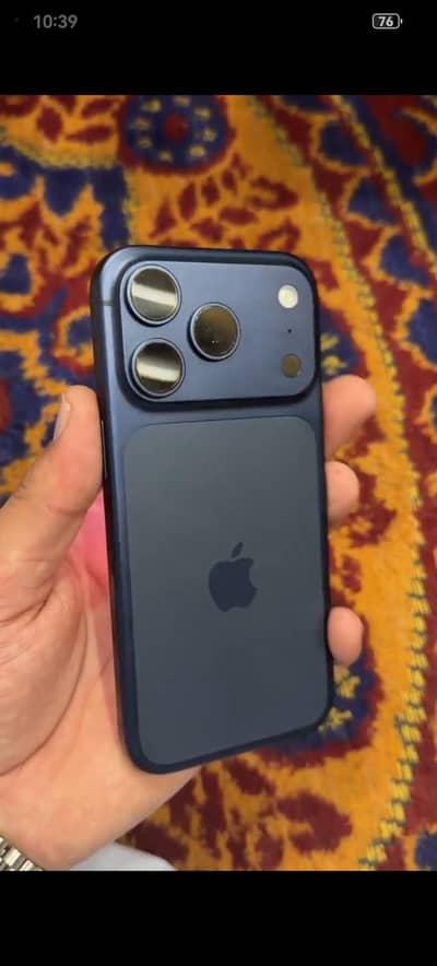 Iphone 17 pro 256gb buypass condition like new 100 bh 17 cycle count