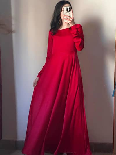 Maxi available in 2 colors with trousers and duppata