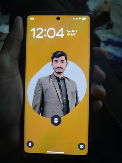 Google Pixel 7 Pro read ad