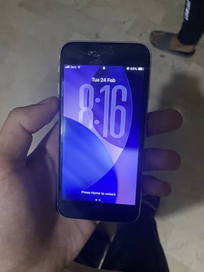 iPhone se 2  (Second Generation)