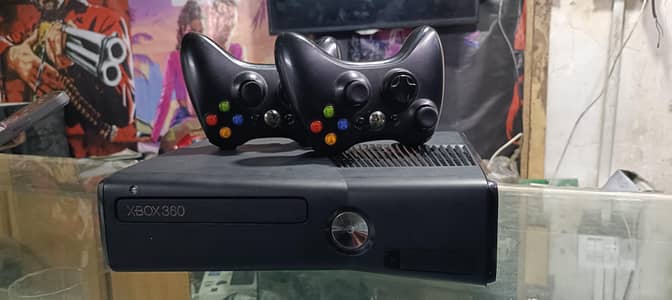 Xbox 360 with 2 wireless controller