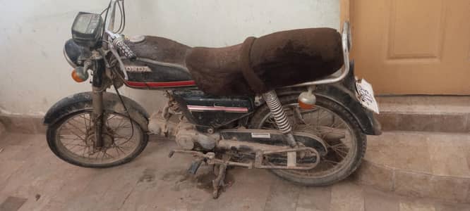 Honda CD 70 model 1984