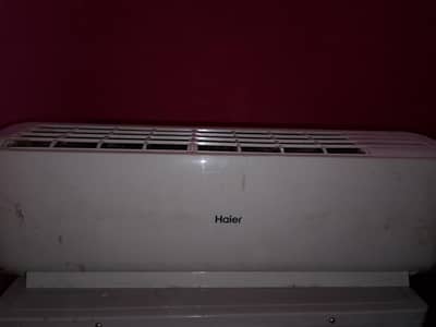 Haier 1 ton cooler and heater both