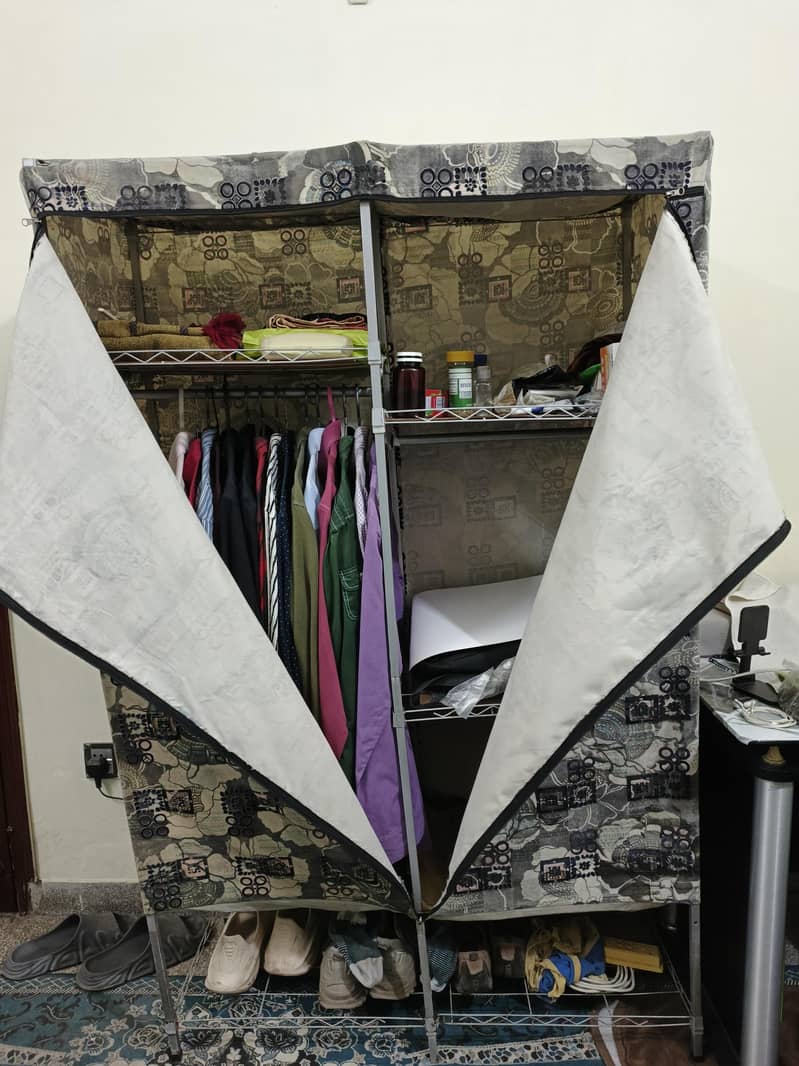 Foldable Wardrobe 1