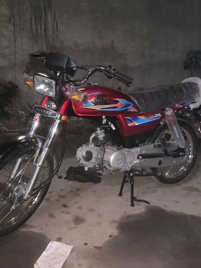 UNITED CD 70 BRAND NEW 2026