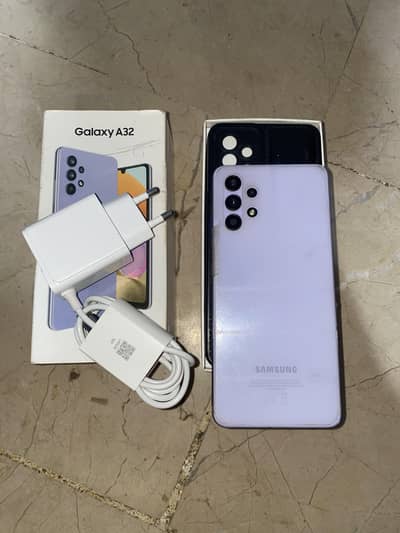 Samsung Galaxy A32 6gb !28gb with box charger & cover
