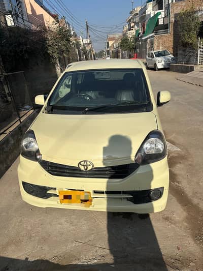 Toyota pixix yellow colour 03008602652