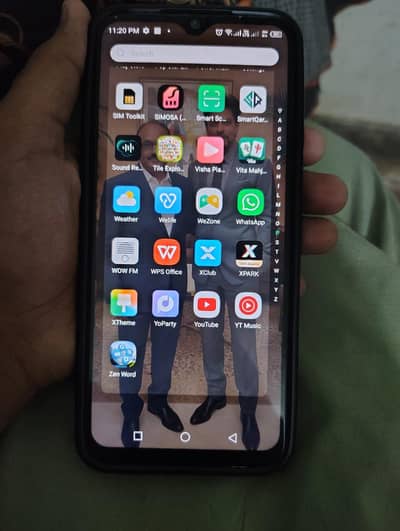 Infinix hot. 11 play. 4/64. finger ok