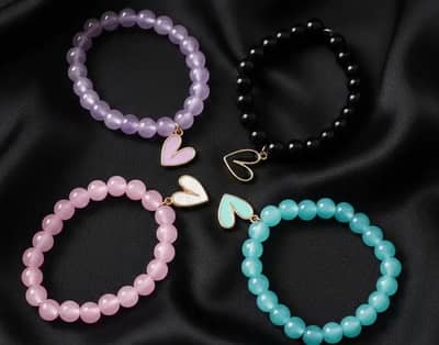 "Handmade Bead Bracelet – Stylish & Unique Design, Best Price!"