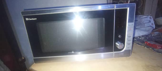 microwave oven