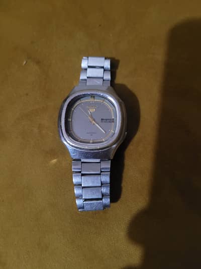 Seiko 5 21 Jewels – Day Date – Classic Vintage Piece