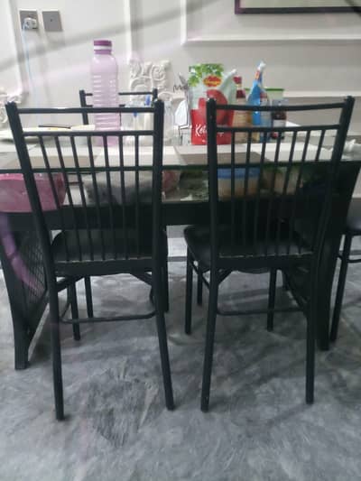 6 Rode Iron Chairs Available For Sale