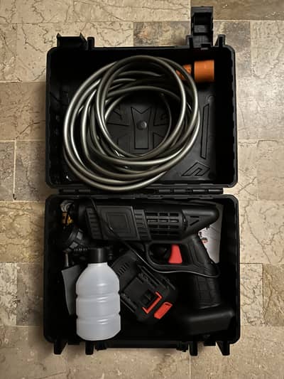 Portable High Power Car Pressure Washer in Pristine Condition