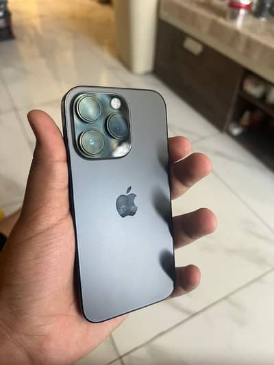 Iphone 14 pro factory unlock 128gb read discription