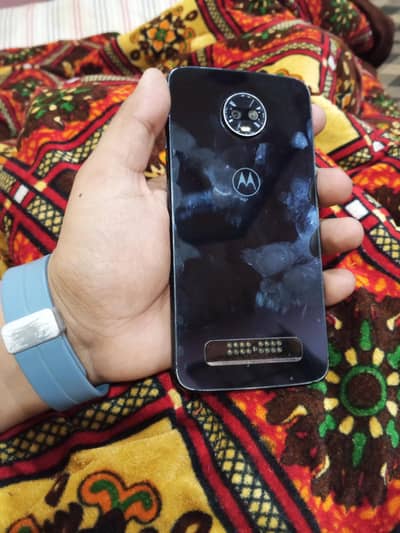 moto z3 4/64 only mobile pta approved Whatsapp 03152715712