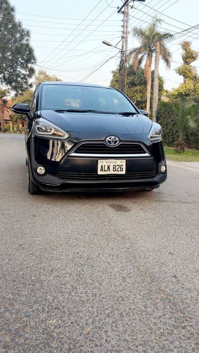 Toyota Sienta